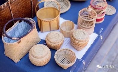 匠心初鳴 大一新生在景區為手工作品打call，用青春點亮非遺之光